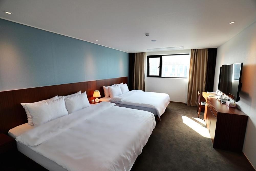 Sea Moon Tourist Hotel Inczhon Zewnętrze zdjęcie