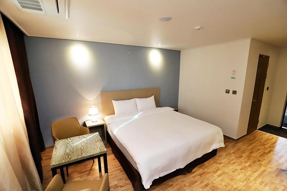 Sea Moon Tourist Hotel Inczhon Zewnętrze zdjęcie