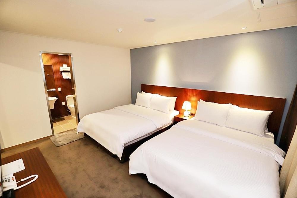 Sea Moon Tourist Hotel Inczhon Zewnętrze zdjęcie