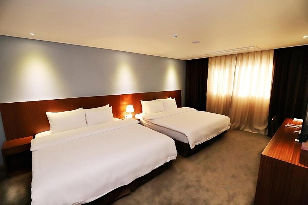 Sea Moon Tourist Hotel Inczhon Zewnętrze zdjęcie