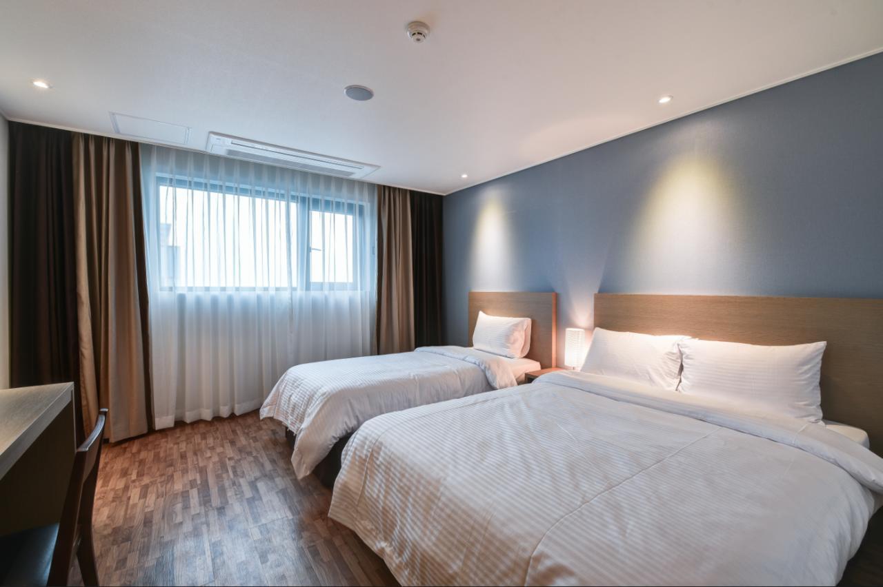 Sea Moon Tourist Hotel Inczhon Zewnętrze zdjęcie