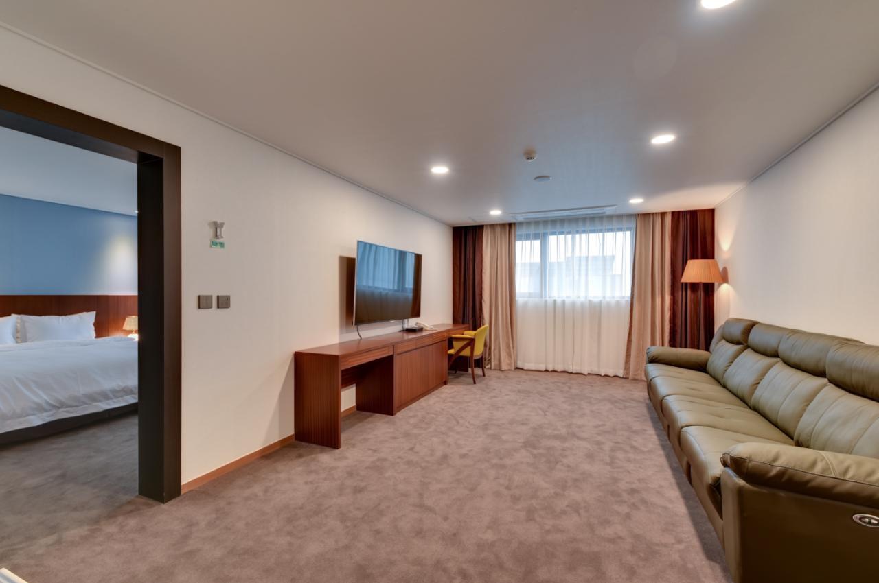 Sea Moon Tourist Hotel Inczhon Zewnętrze zdjęcie