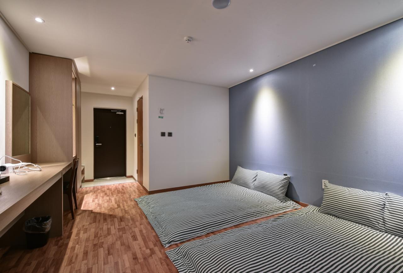 Sea Moon Tourist Hotel Inczhon Zewnętrze zdjęcie